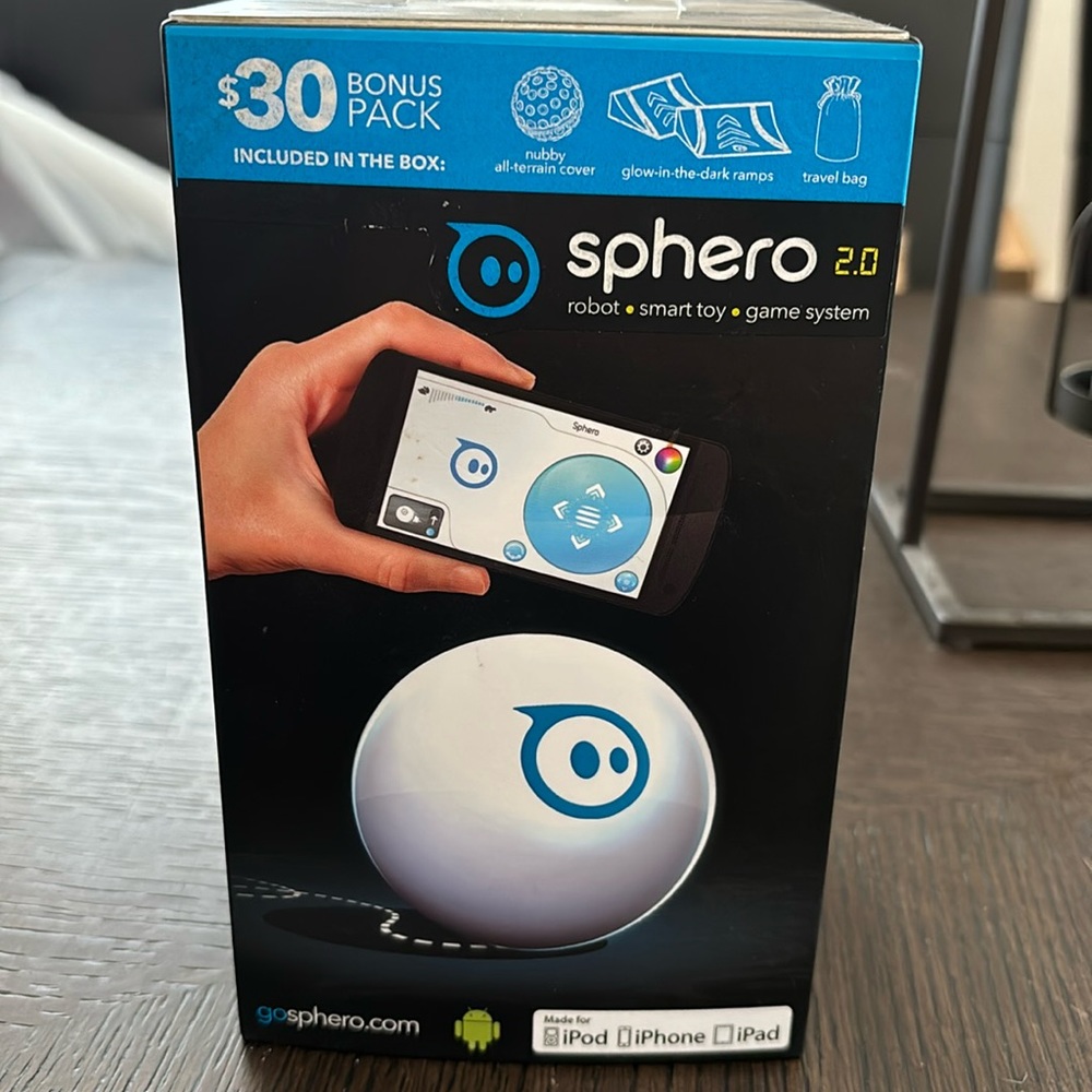 Sphero 2.0 robot . smart toy . game system